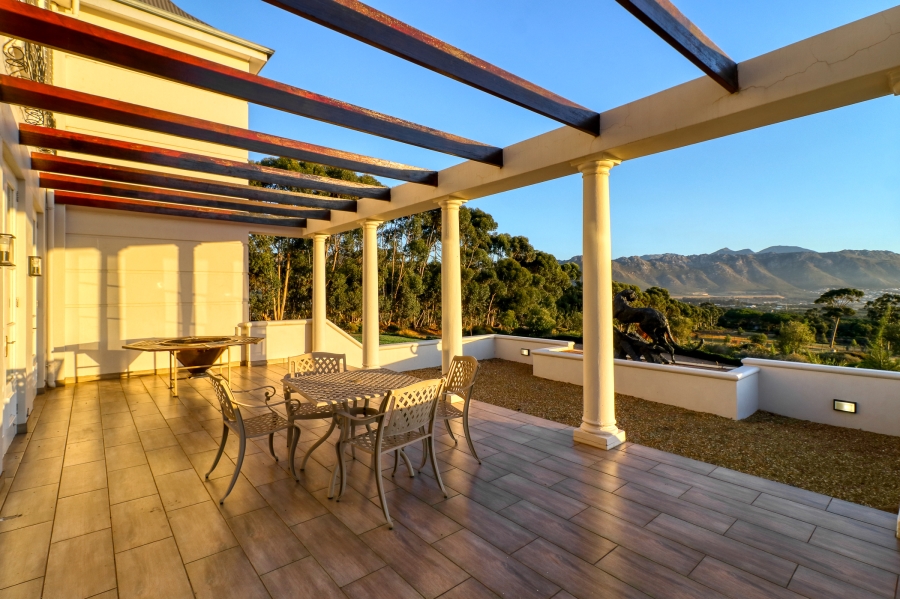 5 Bedroom Property for Sale in Somerset West Rural Western Cape